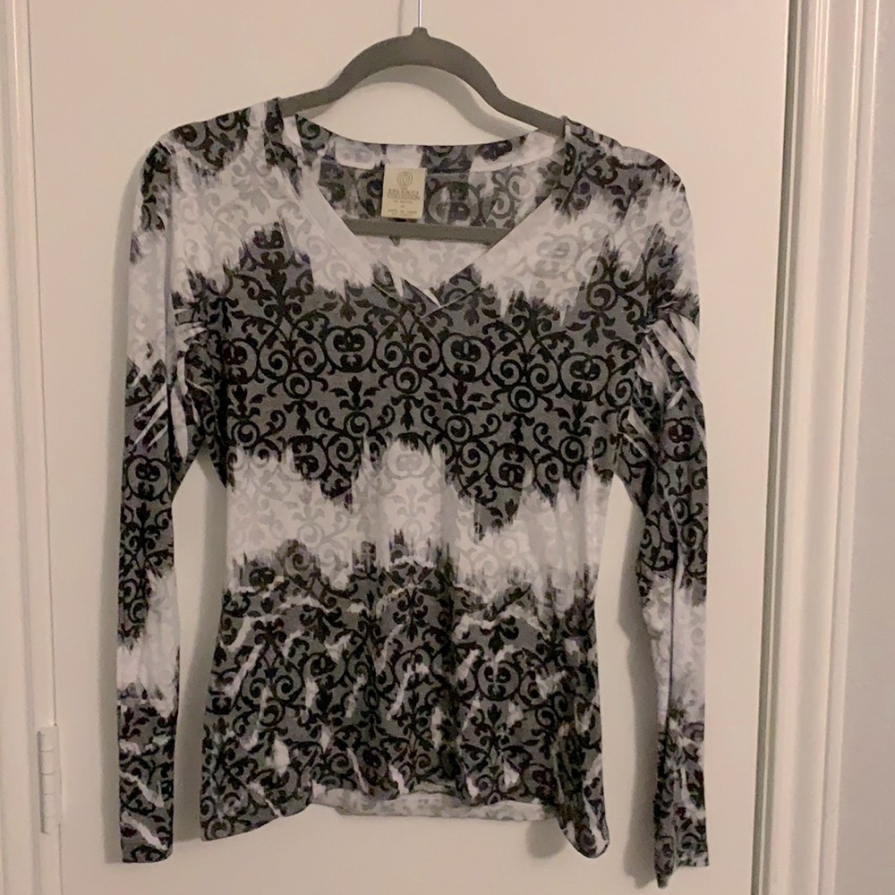 Long sleeve top